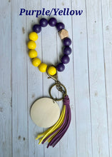 Load image into Gallery viewer, Keychain Wristlets - engravable