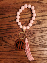 Load image into Gallery viewer, Keychain Wristlets - engravable