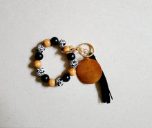 Load image into Gallery viewer, Keychain Wristlets - engravable