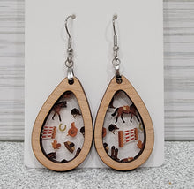 Load image into Gallery viewer, Kentucky Show Horse Earrings
