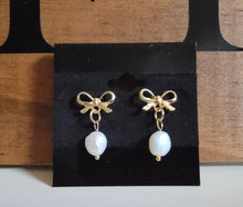 Load image into Gallery viewer, Petite Freshwater Pearl Charm Earrings
