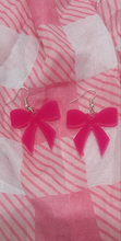 Load image into Gallery viewer, Ribbon Earring
